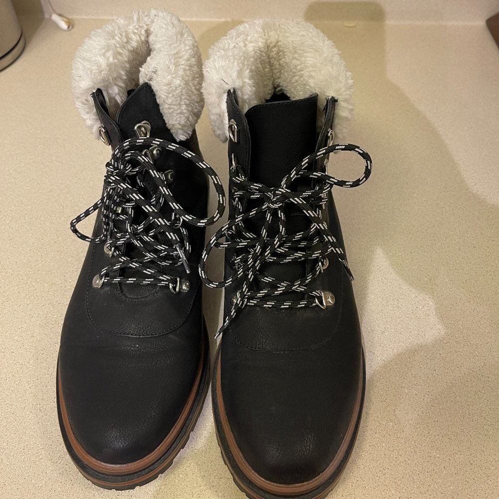 Torrid Combat boots w/ Fur